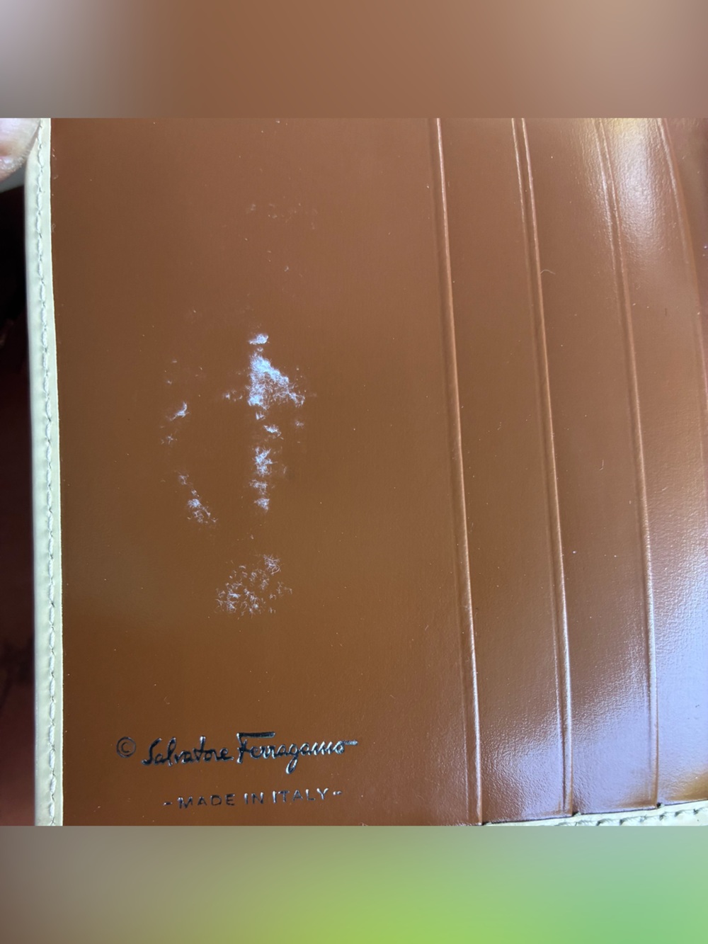 ✨ Salvatore Ferragamo Leather Folio Wallet — NEW, small flaws, No Box, no dusty - Picture 2 of 7